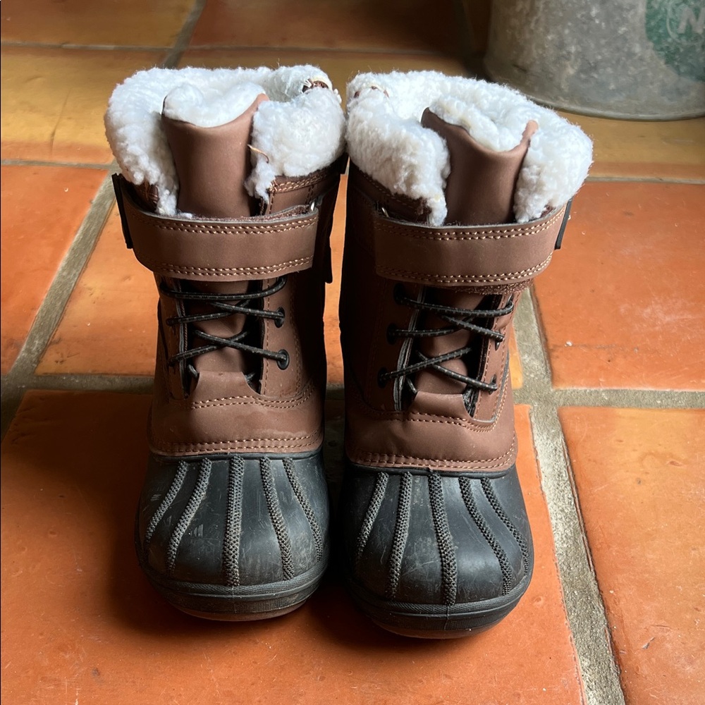 Cat & Jack Snow boots